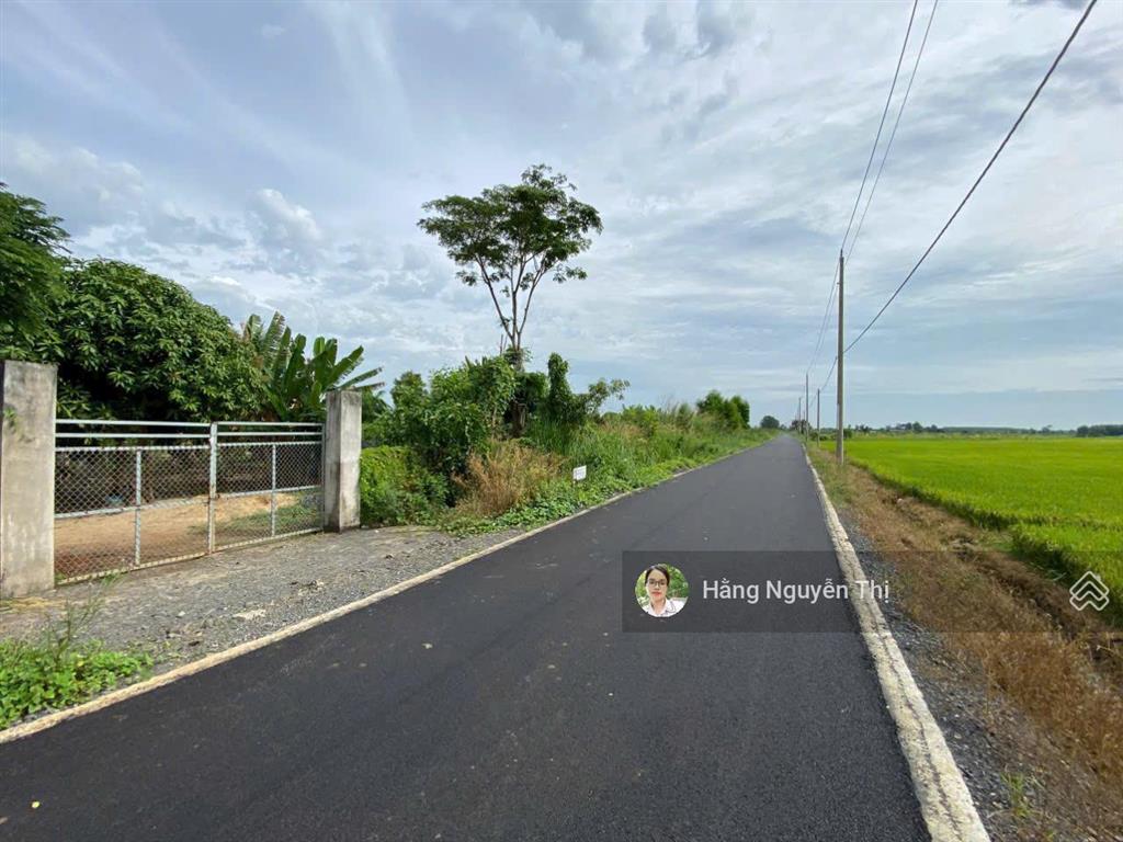 Bán lô đất 5009m2 có 100m mt nhựa sát tl997 và kcn đất đỏ, đất sẵn nhà c4  giá chỉ 4,5 tỷ