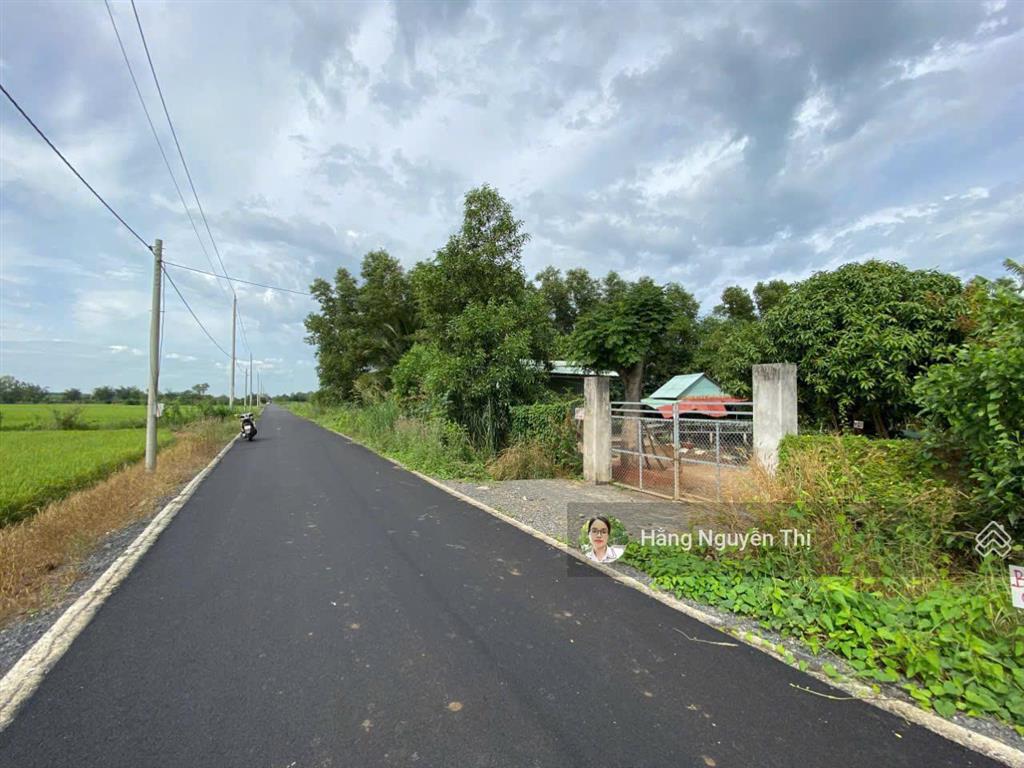 Bán lô đất 5009m2 có 100m mt nhựa sát tl997 và kcn đất đỏ, đất sẵn nhà c4  giá chỉ 4,5 tỷ
