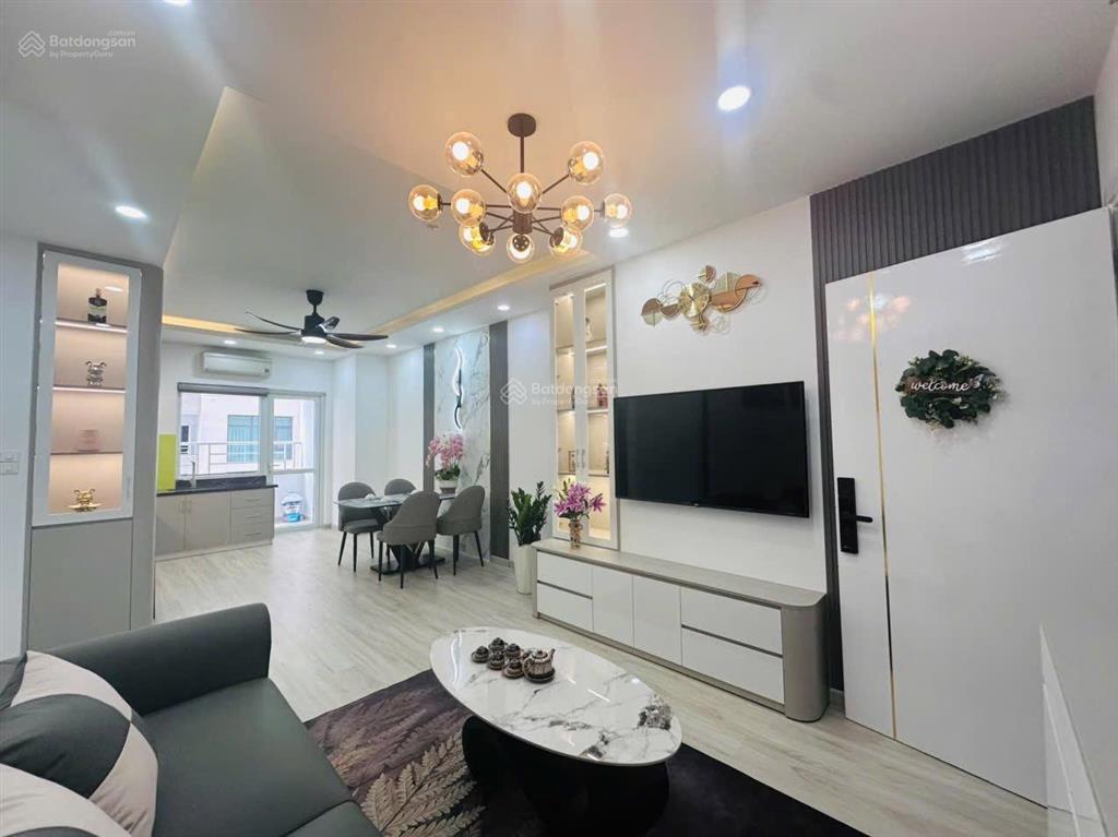 Hàng hiếm cần bán căn 2708 toà oc1a mường thanh viễn triều dt 70,56m2 ra biển chỉ 3 bước chân