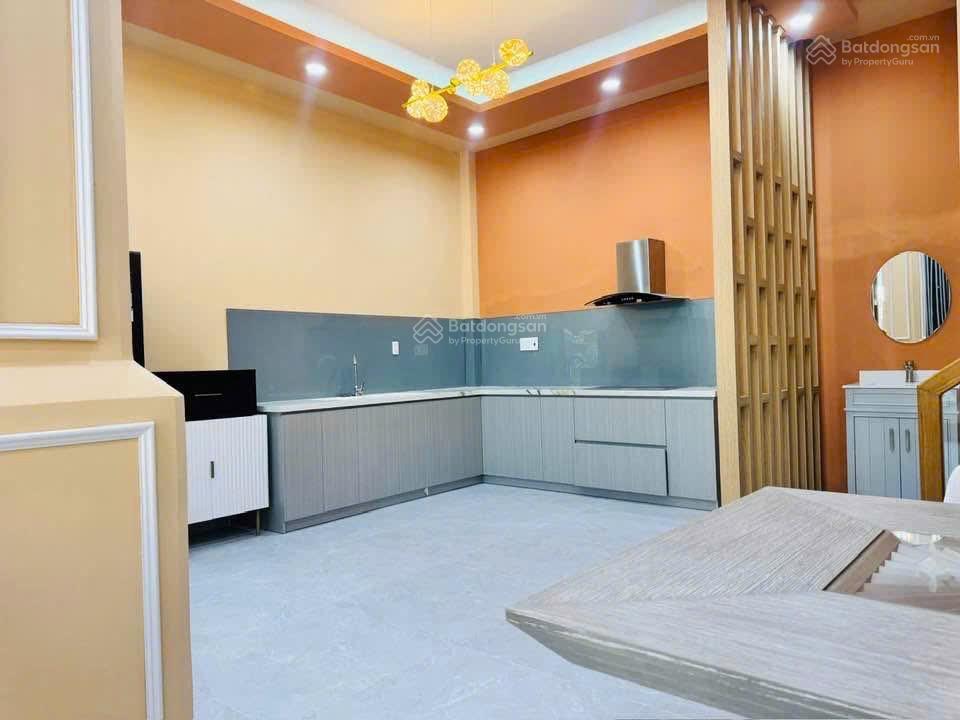 Bán nhà ngô quyền  hẻm ô tô 6m, vị trí kết nối chiến lược, không ngập lụt, ra biển 5 phút