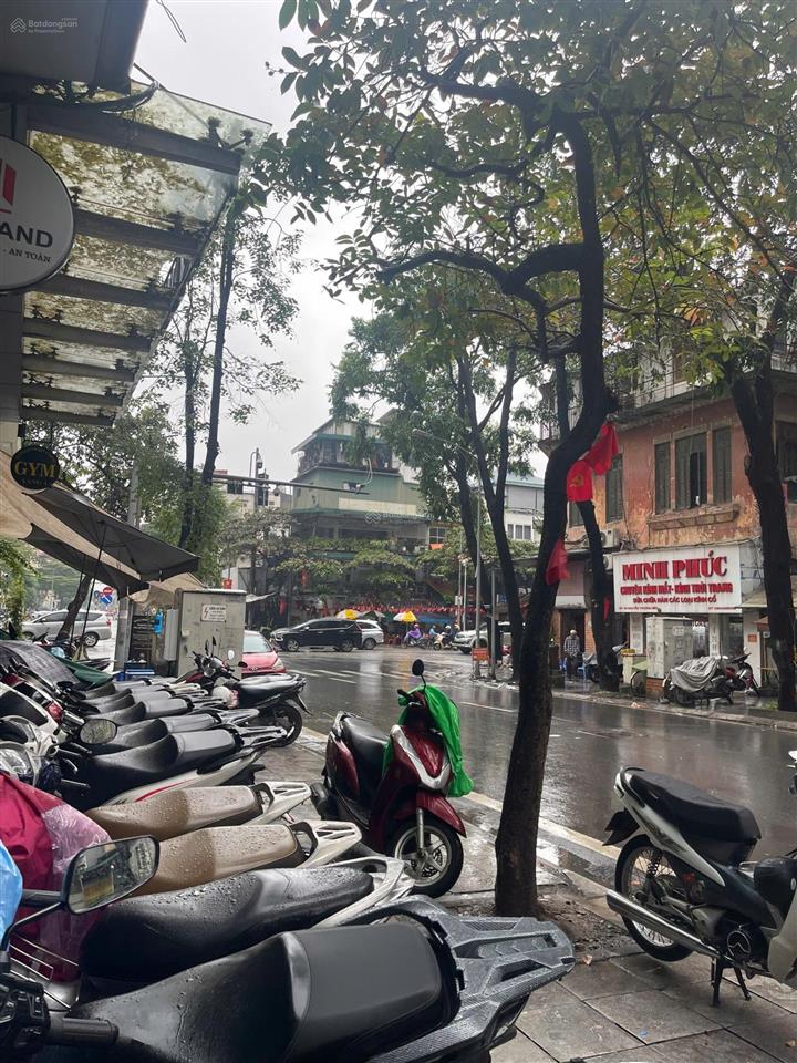 Siêu vip, tòa nhà văn phòng 10 nổi, 1 bán hầm mặt phố nguyễn thượng hiền sát hồ thuyền quang.