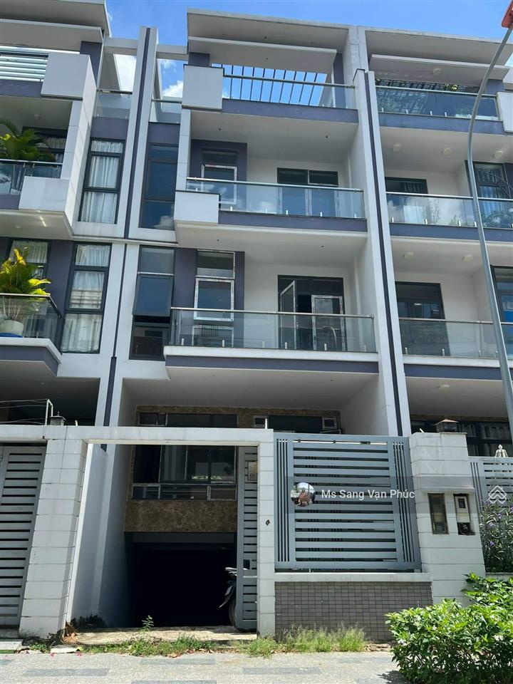 Tổng hợp giá thuê văn phòng vạn phúc city sàn trống, ngăn phòng. đa dạng diện tích từ 20  350m2