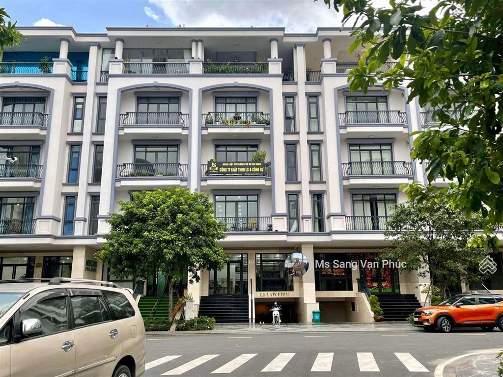 Tổng hợp giá thuê văn phòng vạn phúc city sàn trống, ngăn phòng. đa dạng diện tích từ 20  350m2