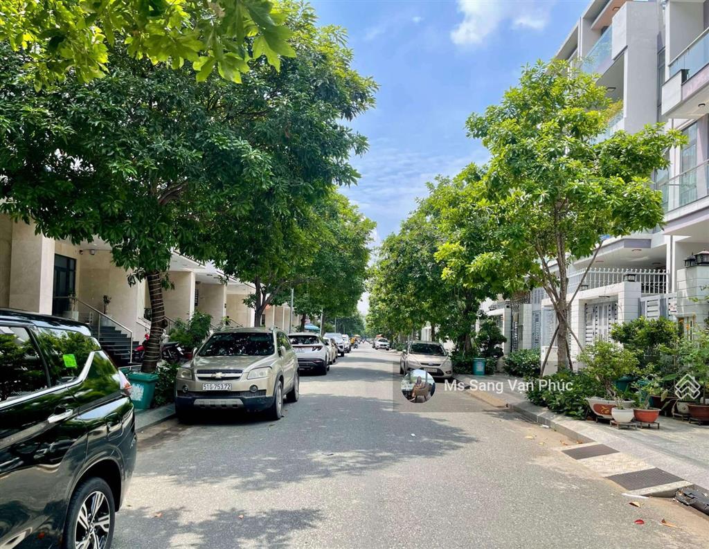 Tổng hợp giá thuê văn phòng vạn phúc city sàn trống, ngăn phòng. đa dạng diện tích từ 20  350m2