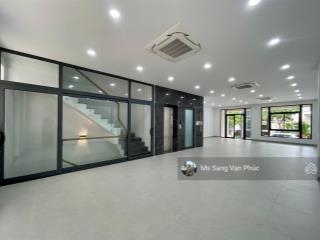 Trệt lầu 7x20m (200m2) ở vạn phúc. sàn trống, thang máy, máy lạnh, hầm xe, vị trí đẹp chỉ 35 tr