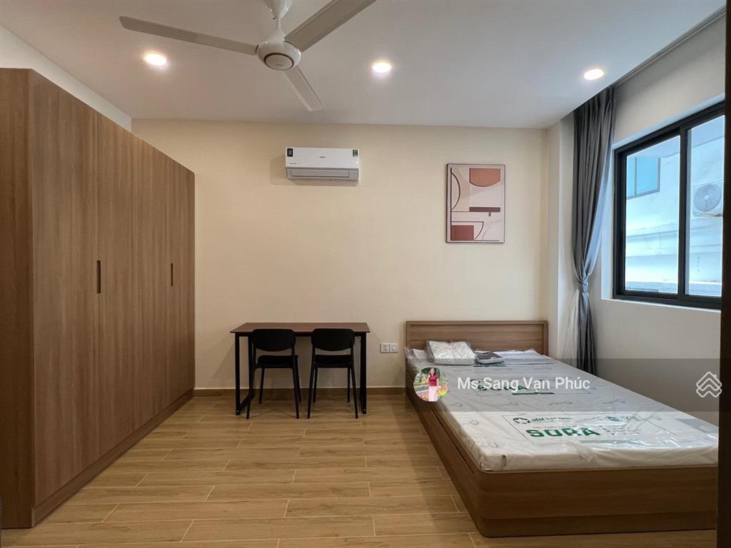Căn hộ studio 30m2  cửa sổ lớn ở vạn phúc. nhà mới 100%, nội thất đẹp, tự do, thang máy. giá 7 tr
