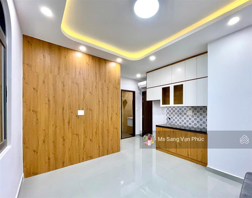 Căn hộ studio 35m2  cửa sổ  phố đi bộ  vạn phúc. nhà nội thất mới 100%, thang máy. giá 6,9tr