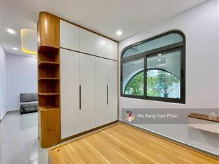Căn hộ studio 35m2  cửa sổ  phố đi bộ  vạn phúc. nhà nội thất mới 100%, thang máy. giá 6.9tr