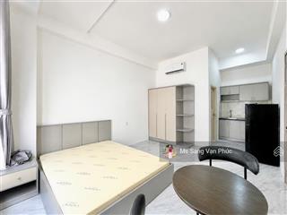 Căn hộ studio 30m2  cửa sổ  phố đi bộ  vạn phúc. full nội thất, thang máy. giá 7 tr