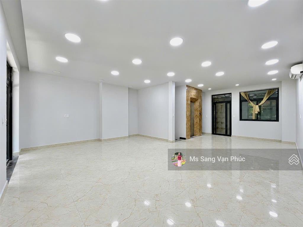 Trệt lầu 7x17m (160m2) vạn phúc city. sàn trống, thang máy, máy lạnh, hầm xe. xuất vat. giá 27tr