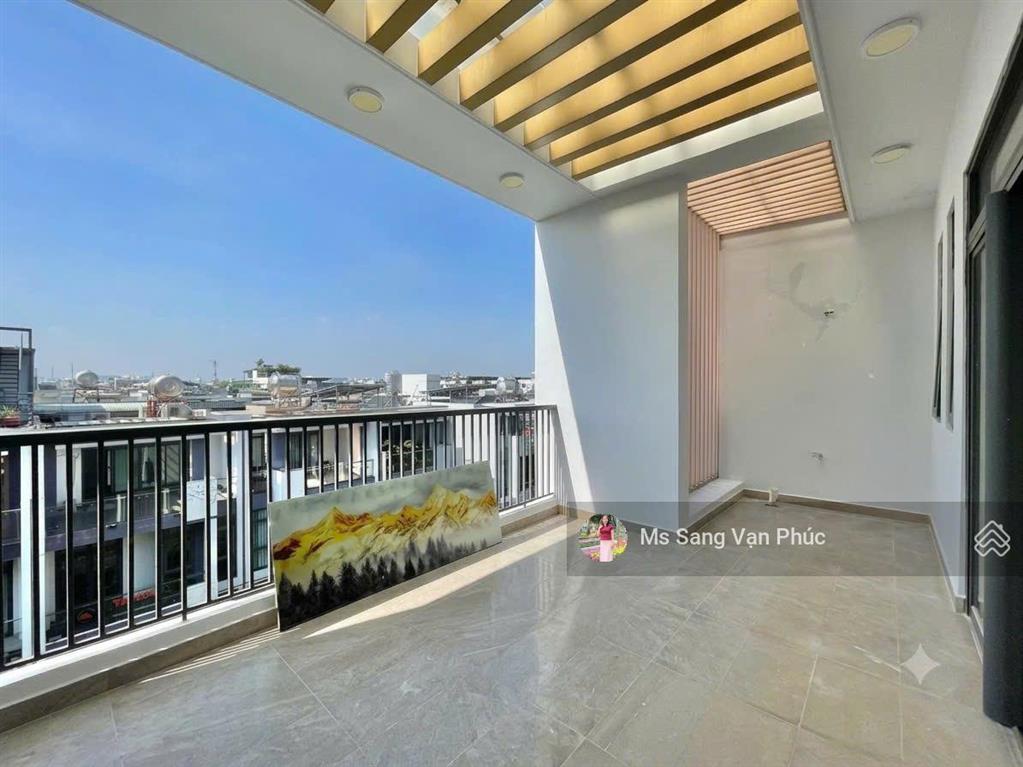 Văn phòng 7x12m (50m²) vạn phúc. sàn trống, hầm xe, thang máy, thời gian tự do. giá thuê 10.5tr