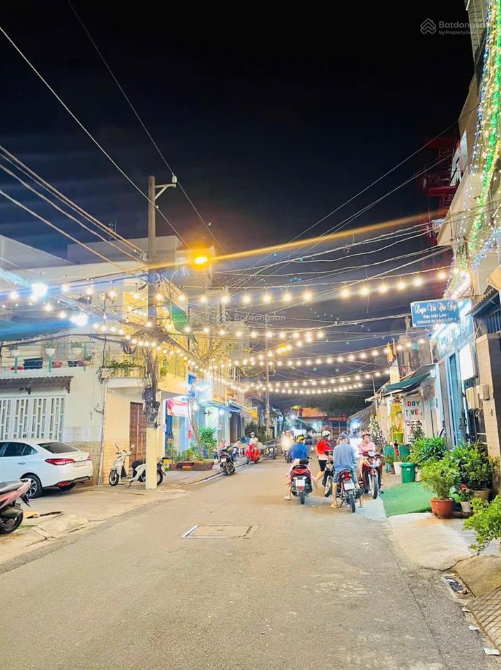 Cần bán lô đất nền tại phùng tá chu trung tâm quận bình tân liền kề q6