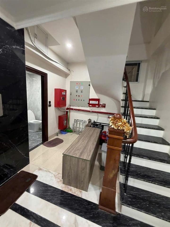 Cho thuê văn phòng 270m2 ở ngụy như kon tum, thanh xuân, chỉ 35 triệu