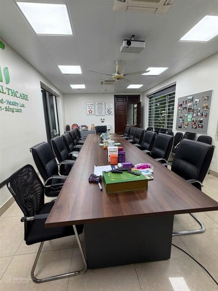 Cho thuê văn phòng 270m2 ở ngụy như kon tum, thanh xuân, chỉ 35 triệu