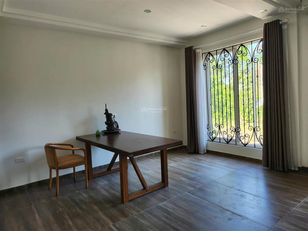 Cho thuê biệt thự xuân phương, nam từ liêm, 150m x 5 tầng  thang máy, 35 triệu