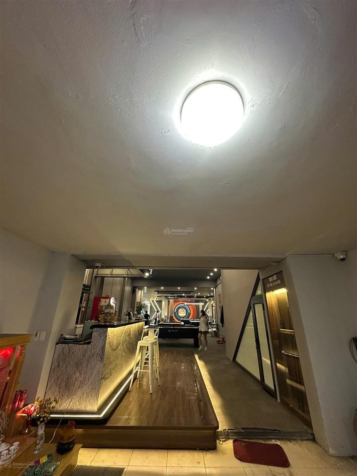 Cho thuê mbkd 380m2 tầng 1 mặt phố hoàng hoa thám, ba đình