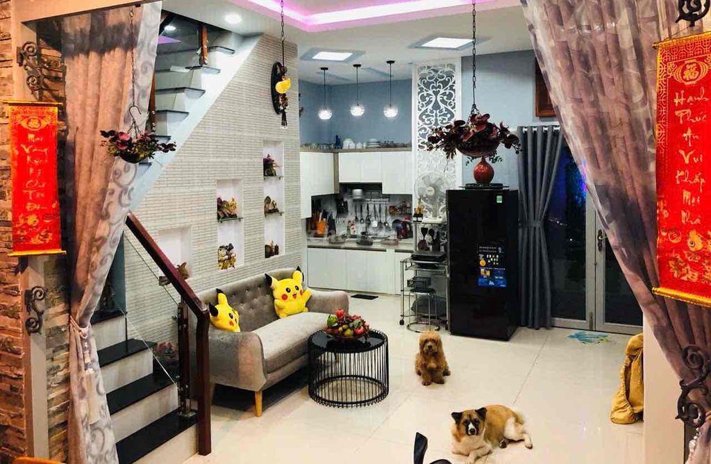 Cho thuê đặt bảng hiệu,làm Vp