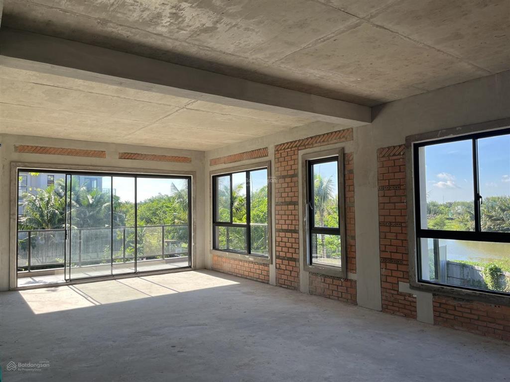 Nhà phố trellia cove ven kênh đào, mua trực tiếp từ cđt, thanh toán theo tiến độ chỉ 10% sở hữu.