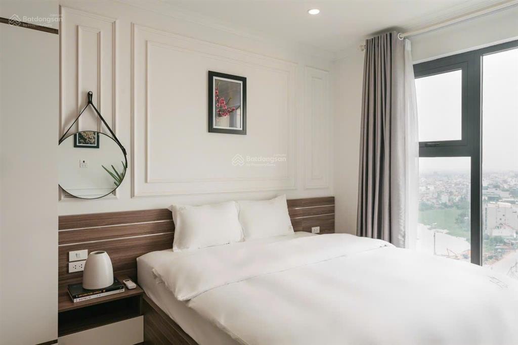 Thiện chí bán căn 3 p ngủ 111m2 chỉ 17,5 tỷ view trực diện hồ tây  đặng thai mai  0941 238 ***