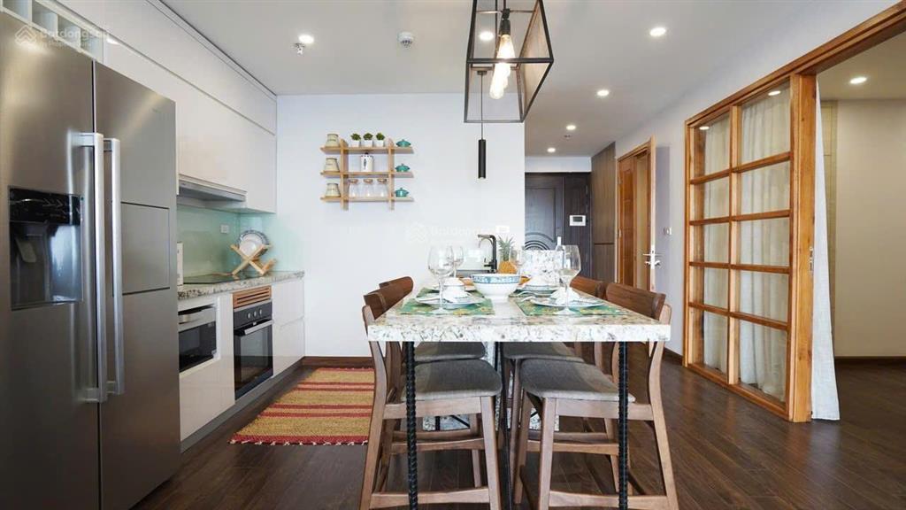 Thiện chí bán căn 3 p ngủ 111m2 chỉ 17,5 tỷ view trực diện hồ tây  đặng thai mai  0941 238 ***