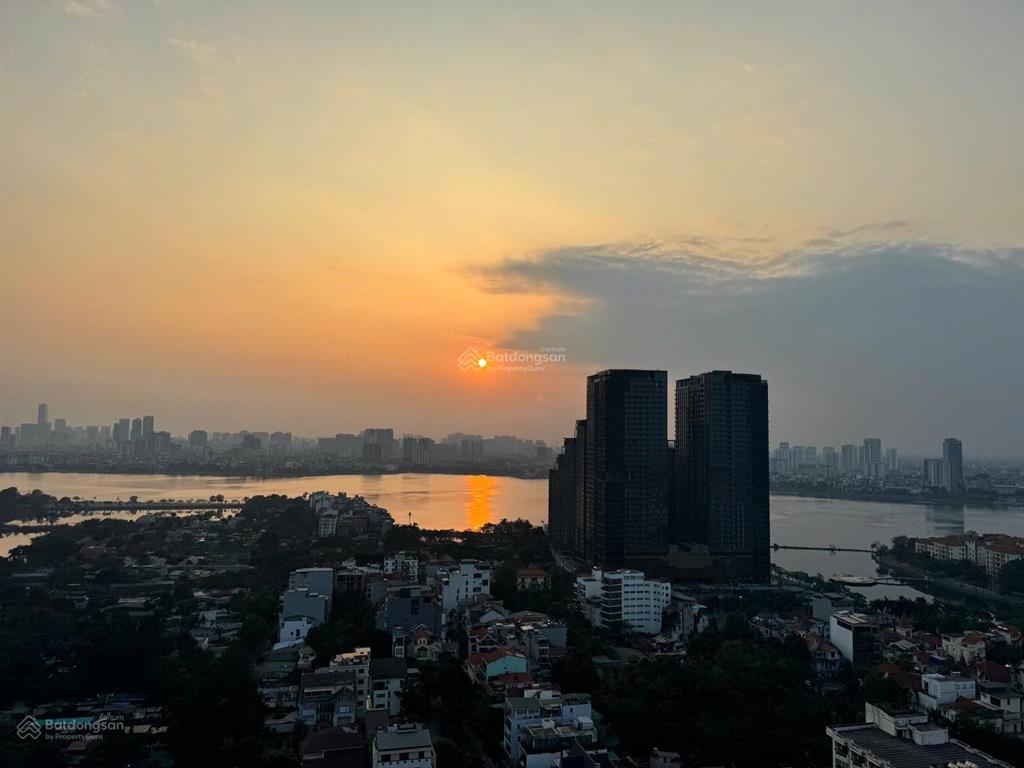 Chính chủ gửi căn hộ cho thuê dự án soleil 59 xuân diệu giá tốt nhất và nội thất đẹp (in english)