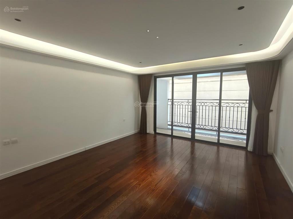 Bán căn góc hoa hậu 146m2 giá tốt chỉ 25 tỷ view hồ tây phố đặng thai mai   0941 238 ***