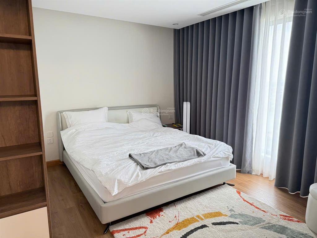 Bán căn góc hoa hậu 146m2 giá tốt chỉ 25 tỷ view hồ tây phố đặng thai mai   0941 238 ***