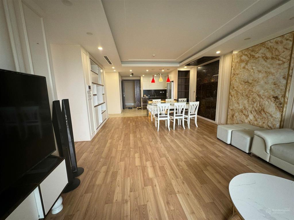 Bán căn góc hoa hậu 146m2 giá tốt chỉ 25 tỷ view hồ tây phố đặng thai mai   0941 238 ***