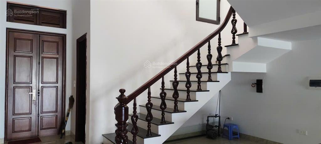 Đối diện chợ đầu mối đông tảo cho thuê 150m2, kinh doanh, văn phòng mặt đường tl 377,  0931 841 ***