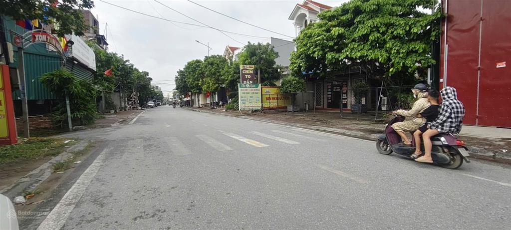 Cho thuê 300m2 cạnh vinocenpark 2, tân tiến văn giang sát nút giao cao tốc hn  hp 0931 841 ***