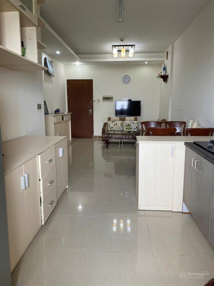 Cho thuê căn hộ đức khải, 67m2 2pn  2wc, nội thất, giá 8 triệu  0902 952 ***