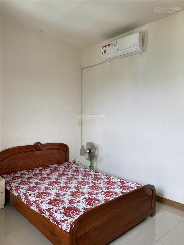 Cho thuê căn hộ đức khải, 67m2 2pn  2wc, nội thất, giá 8 triệu  0902 952 ***