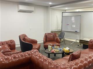 Cho thuê biệt thự khu dragon parc 2, 300m2, 2pn, 3wc, ở và làm văn phòng, 22 triệu.  0902 952 ***