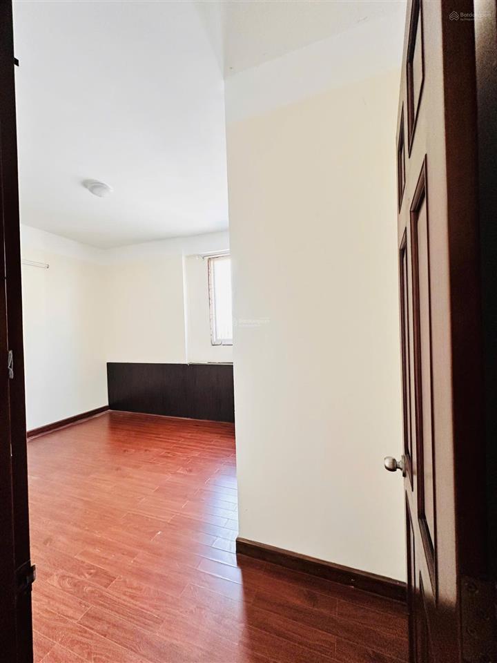 Bán căn hộ belleza, 124m2, 3pn, 2wc, sổ hồng 5,5 tỷ.  0939 672 ***
