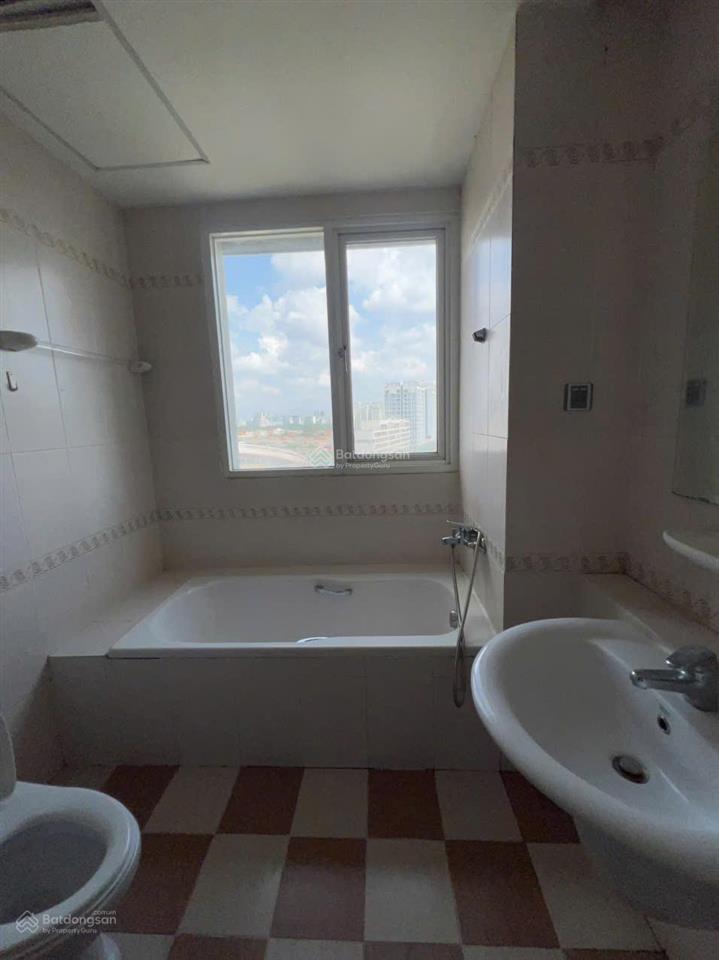 Cho thuê cc phú mỹ, 13 triệu, 97m2, 2pn, 2wc, nội thất.  0939 672 ***