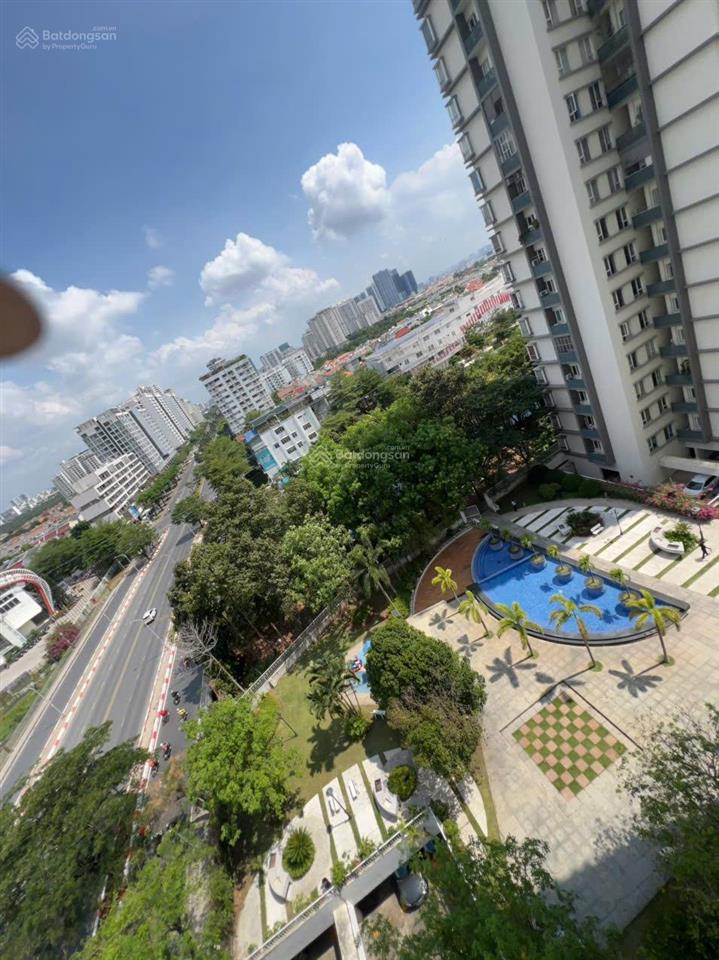 Cho thuê cc phú mỹ, 13 triệu, 97m2, 2pn, 2wc, nội thất.  0939 672 ***