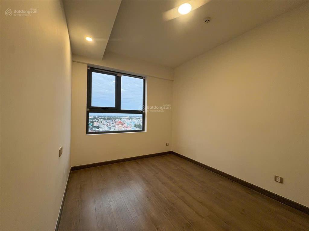Hàng hiếm tại q7 boulevard, 3,2 tỷ, 57m2, căn hộ 2pn, 1wc