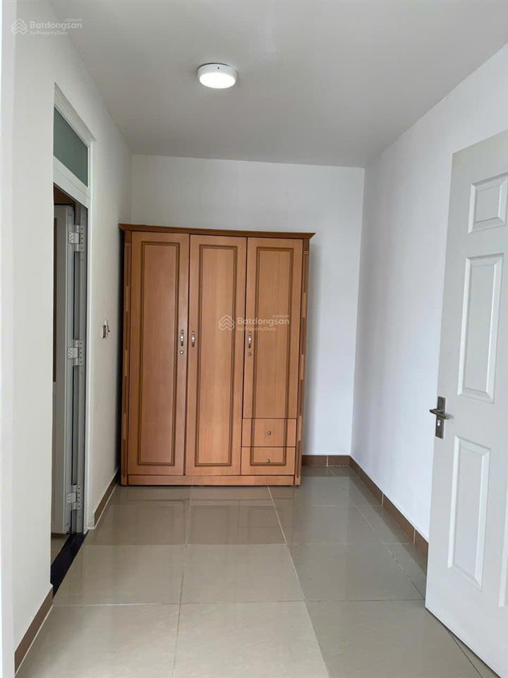 Cho thuê ch đẹp xuất sắc, the era town, 121m2, 3pn, 2wc, full 15 triệu.  0939 672 ***