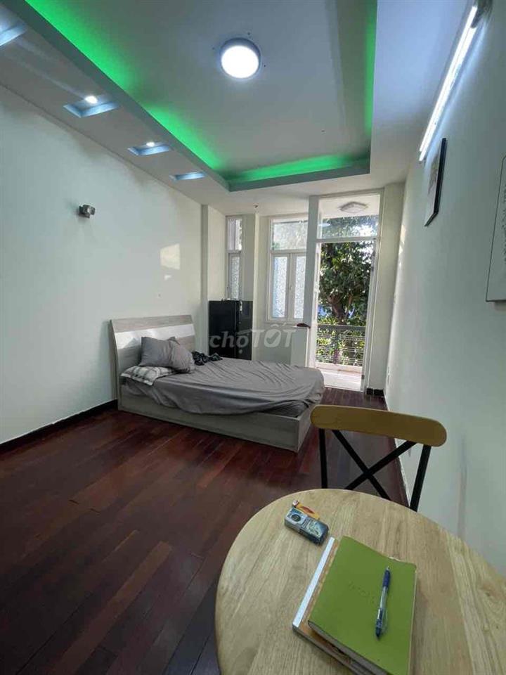 phòng dv full nội thất khu Bắc Hải gần công viên lê thị riêng