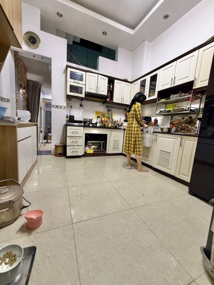 Mặt Tiền P.4 Tân Bình, Gần BV Thống Nhất Bảy Hiền, Giáp Quận 10 3. 76m2, 5Tầng chỉ 13.5 tỷ