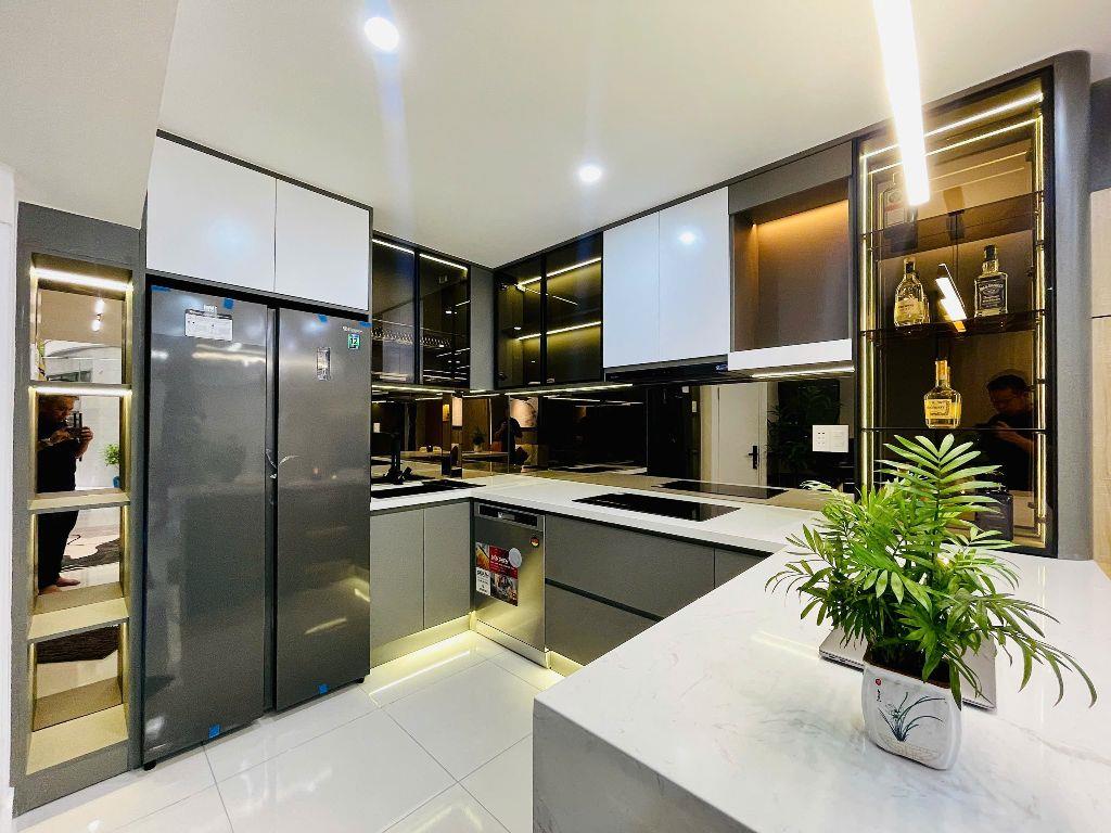 Nhà Mới 5 Tầng Full NT Xịn, HXH Thông Khu VIP Đoàn Thị Điểm DTSD 200m2 Sàn. Chỉ 13.6 tỷ TL  