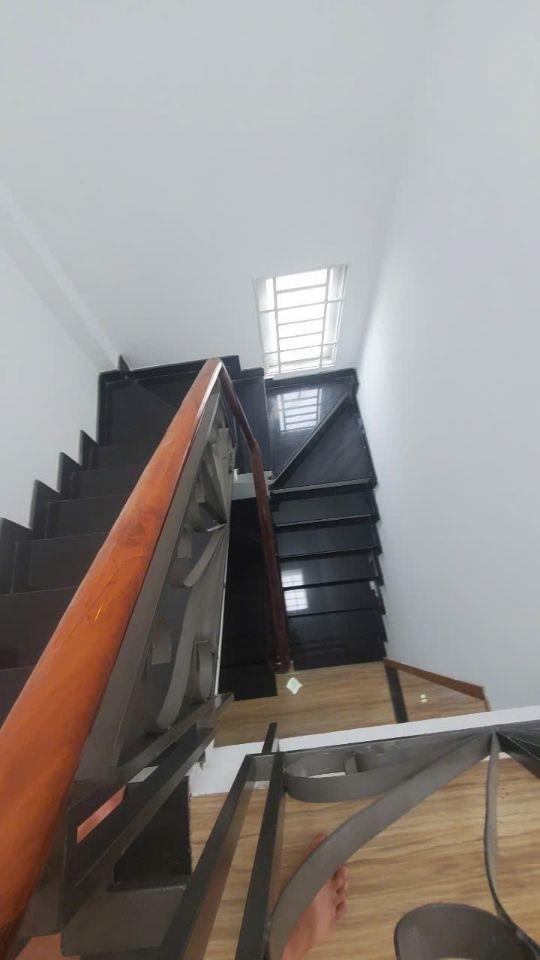 Bán nhà Huỳnh Văn Bánh Phú  Nhuận, Hẻm Ô Tô, 5Tầng, 38m2, 5x7.5m Sổ A4. Chỉ 8.99 tỷ còn TL 