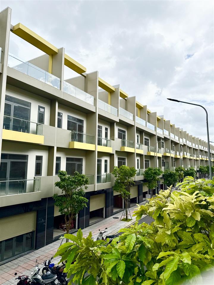 Suất nội bộ căn ngang 5m giá giảm 200 triệu  em ngay 0943 739 ***