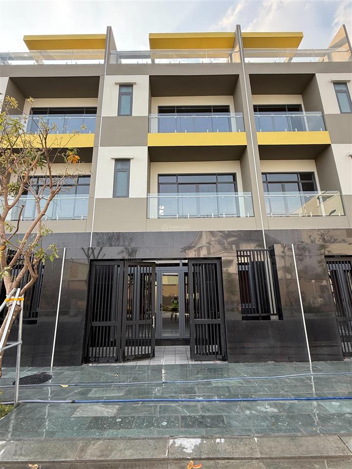 Hiếm có nhà phố sân ô tô riêng 27,5m2, công năng khủng, ngang 5m giá tham khảo tốt trong khu vực
