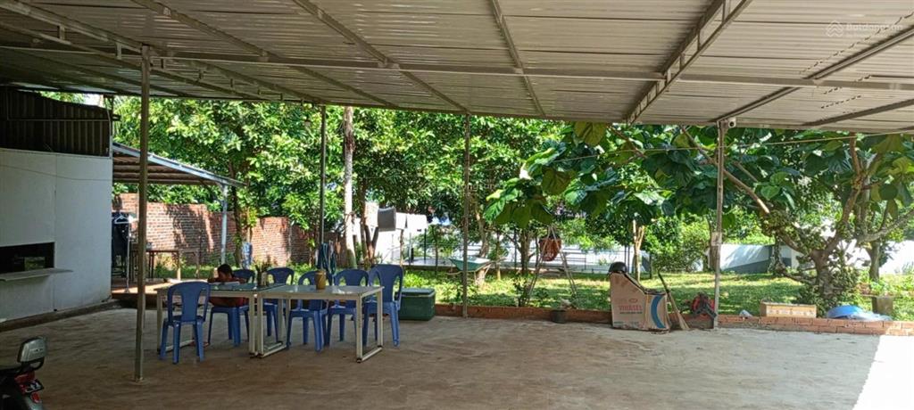 Chính chủ cần bán resort mini giáp hồ sông ray