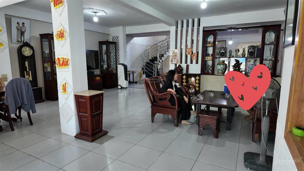 Chính chủ gửi bán biệt thự mái thái mặt tiền đường hà huy giáp  tp. biên hoà