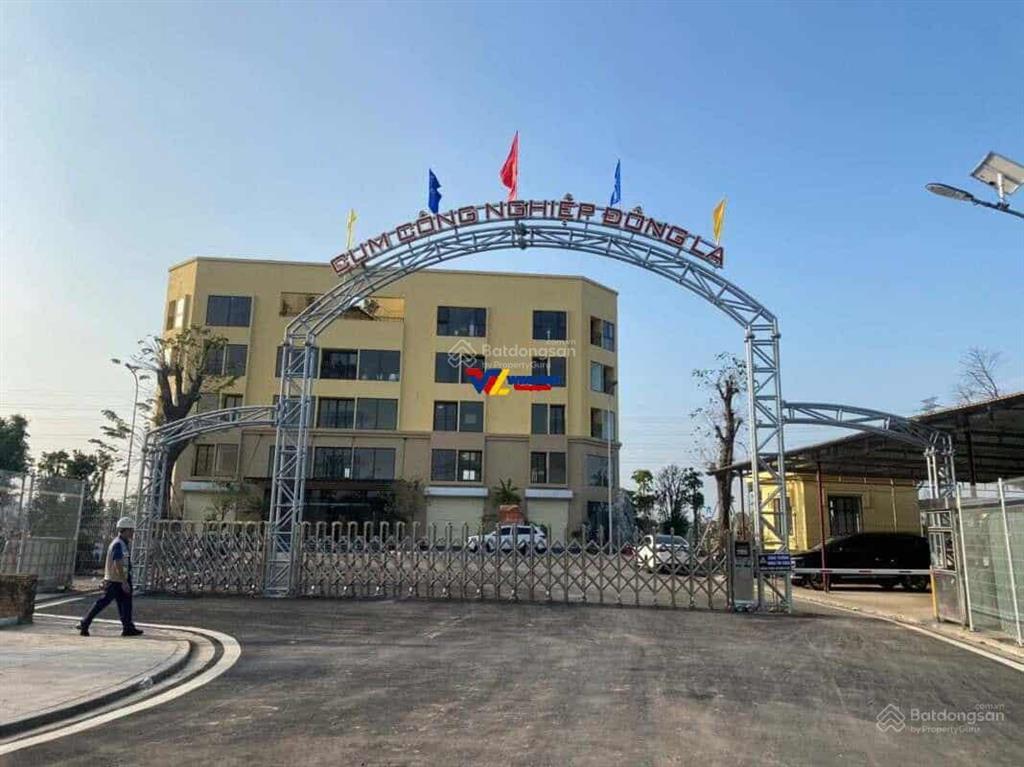 Chính chủ bán đất xưởng trong cụm công nghiệp đông la  diện tích 350m2, sang tên trực tiếp cdt