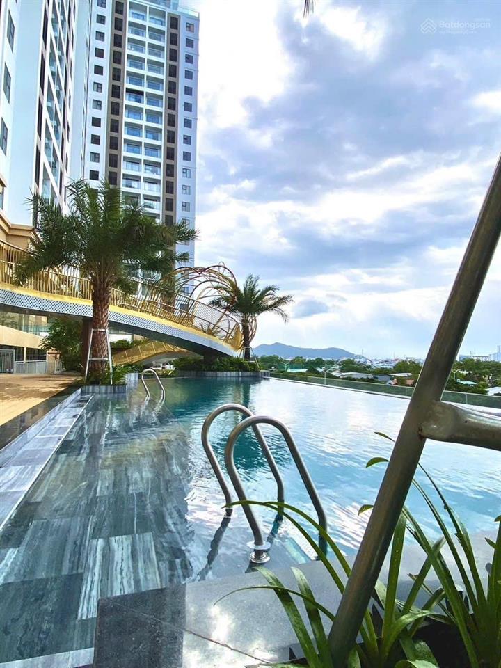 Cần bán gấp căn hộ 2pn, 87m2 vung tau centre point giá siêu tốt