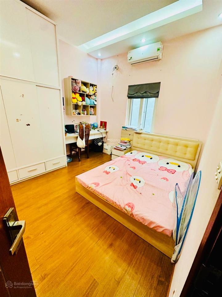 Bán nhà kinh doanh thụy khuê  ngõ thông ra hồ tây  nhà đẹp chắc chắn  dt 48m  10.7 tỷ