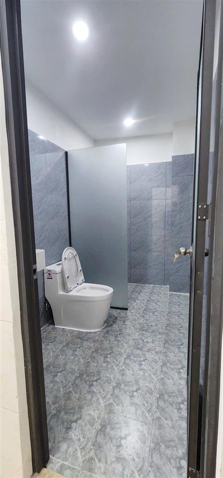 Nhà 2 tầng nở hậu hẻm 4m Âu Dương Lân P.Chánh Hưng (P3Q8 cũ). Giá 7,5 tỷ TL